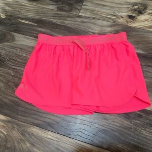 UNDER ARMOUR || Shorts